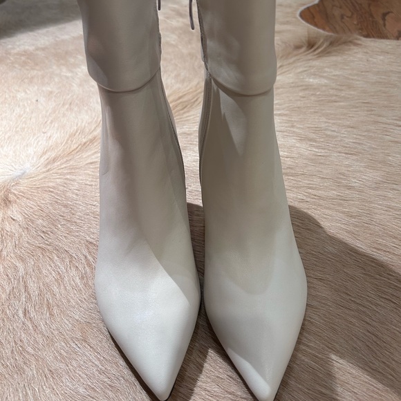 Nine West Cream Color 7.5 - like new, only wore once - Picture 2 of 8